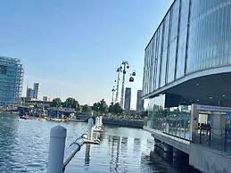 London Gateway Apartment