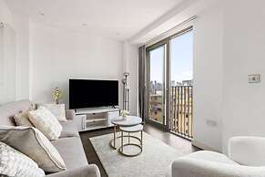 London Gateway Apartment