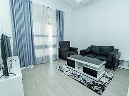 Apartment - Sleeps 4 - Parking - Balcony