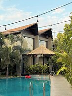 THE BALI HOUSE