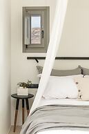 Chora Kythnos Suites