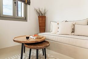Chora Kythnos Suites