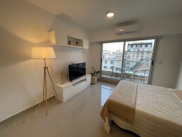 Modern & Cozy Studio With Pool