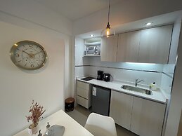 Modern & Cozy Studio With Pool