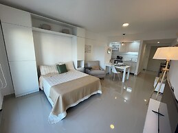 Modern & Cozy Studio With Pool