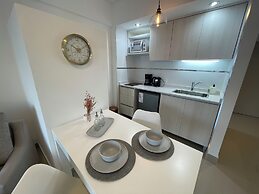 Modern & Cozy Studio With Pool