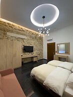VillaRosa Luxury Boutique