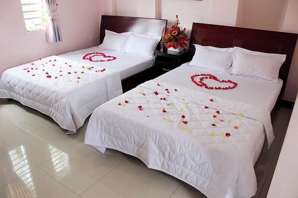 Ban Mai Hotel 66