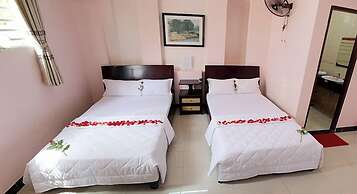 Ban Mai Hotel 66