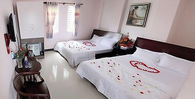 Ban Mai Hotel 66