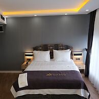 Viv City Hotel