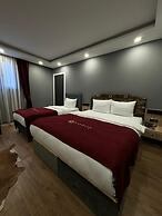 Viv City Hotel