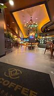 Viv City Hotel