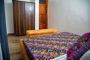 Apartment - Sleeps 4 - Parking - Balcony