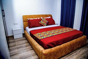 Apartment - Sleeps 4 - Parking - Balcony