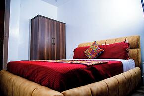 Apartment - Sleeps 4 - Parking - Balcony