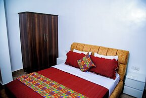 Apartment - Sleeps 4 - Parking - Balcony