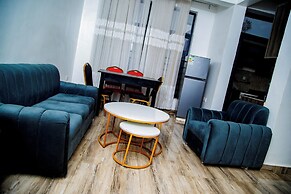 Apartment - Sleeps 4 - Parking - Balcony