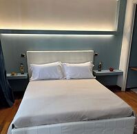 Calefati Gallery Luxury Apartment