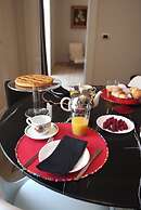 Calefati Gallery Luxury Apartment