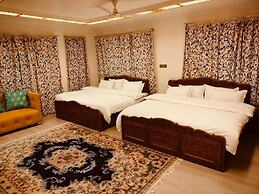 New Zamrood Holiday Home