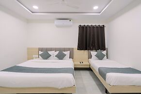 Hotel Saffron Groves