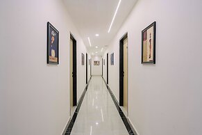 Hotel Saffron Groves