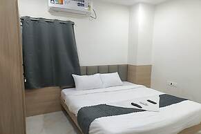 Hotel Saffron Groves