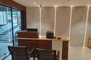 Hotel Saffron Groves