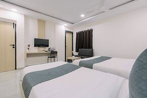 Hotel Saffron Groves