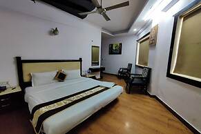 Hotel Asko International