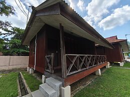 Qurata Riverside Resort