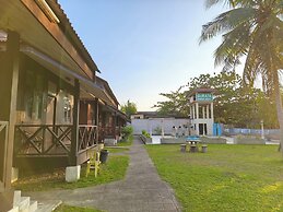 Qurata Riverside Resort