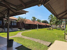 Qurata Riverside Resort