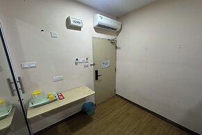 ABC Hostel at Alpha Bukit Serdang Seri Kembangan