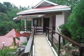 D & A Seaside Cottages