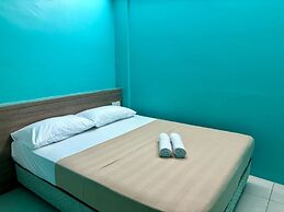 Qish Hotel