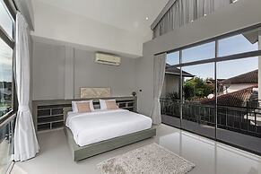 3-Bedroom Wallaya pool villa in Bangtao