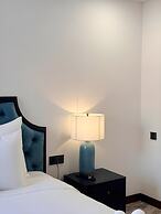 The Room Hotel - Starbucks