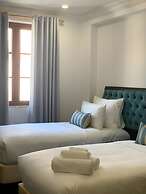 The Room Hotel - Starbucks