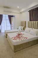 Kings Grand Hotel