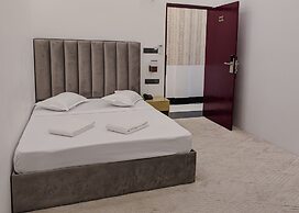 Kings Grand Hotel
