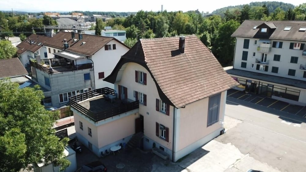 ZIMMERzuVERMIETEN.ch Biberist