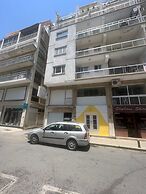 Amore 2-BR Apt By Finikoudes