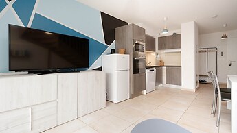 Charming Villa by Serignan Beach