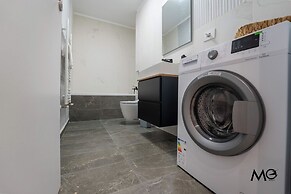 MoHost Properties