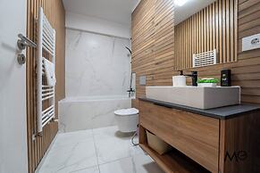 MoHost Properties