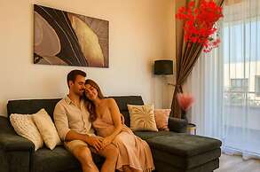 MoHost Properties