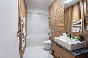 MoHost Properties