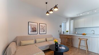 MoHost Properties